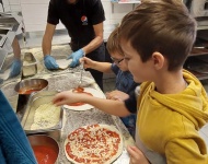 Wyjście kl. 3c do pizzerii 