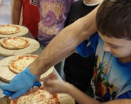 Wyjście kl. 3c do pizzerii 